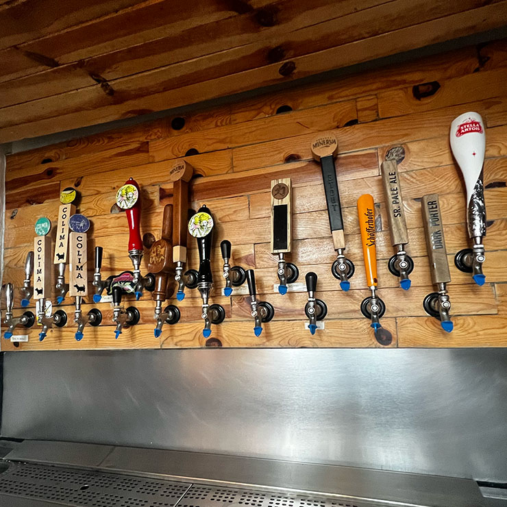 muro de cervezas Muro de cervezas para disfrutar con tus amigos
