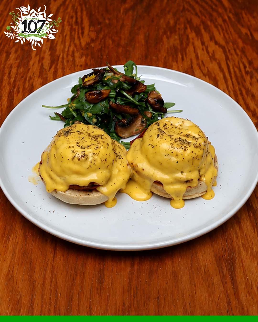 Huevos Benedictinos